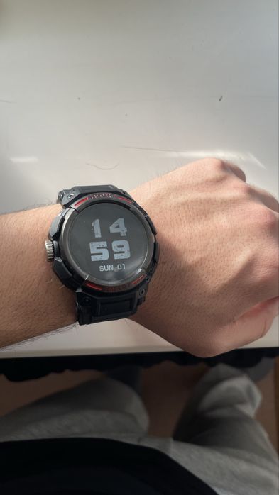 Часы с наушниками