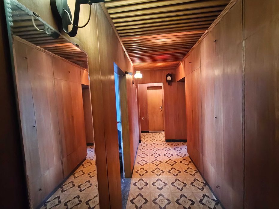 Двустаен тухлен апартамент - Идеален център