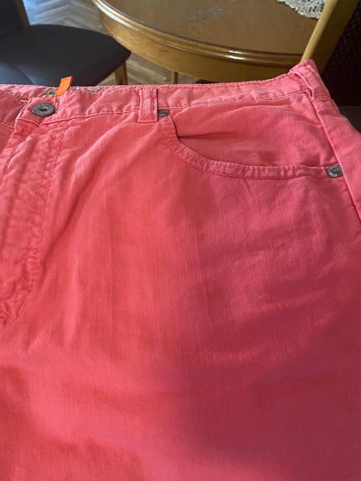 Pantaloni CottonBelt vara !