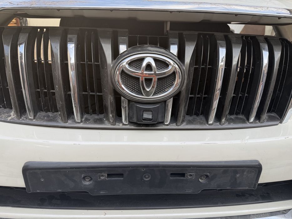 Land cruiser prado 150