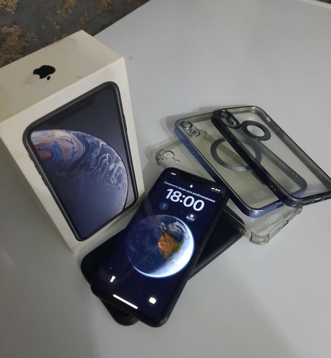 iPhone.  XR.   СРОЧНА