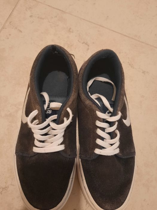 Маратонки Nike и Puma 36 номер