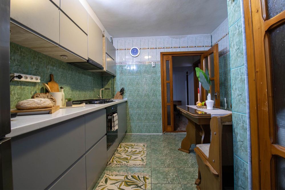 Vand apartament 2 camere (cuza voda3)