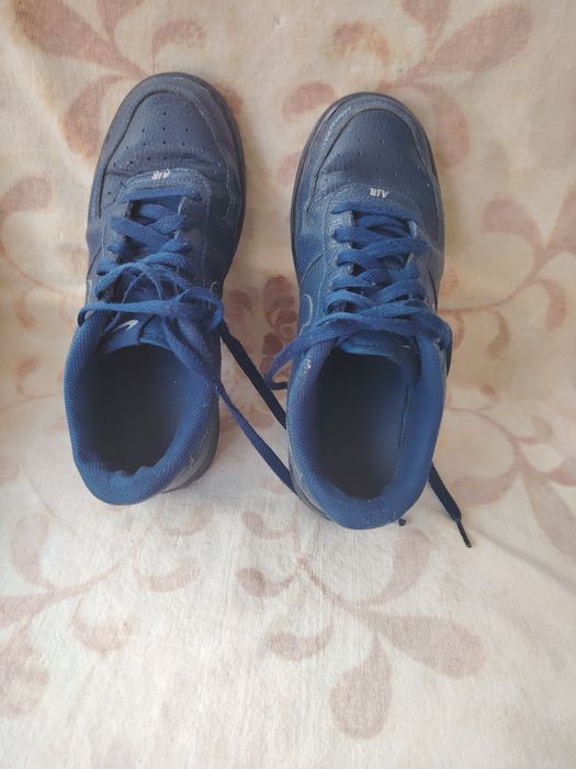 Запазени маратонки Найк