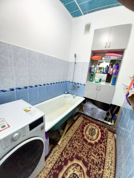 Metro Kosmonavtov Jemchug 2/5/9 komnati razdelnie vse neobxodimoe est'