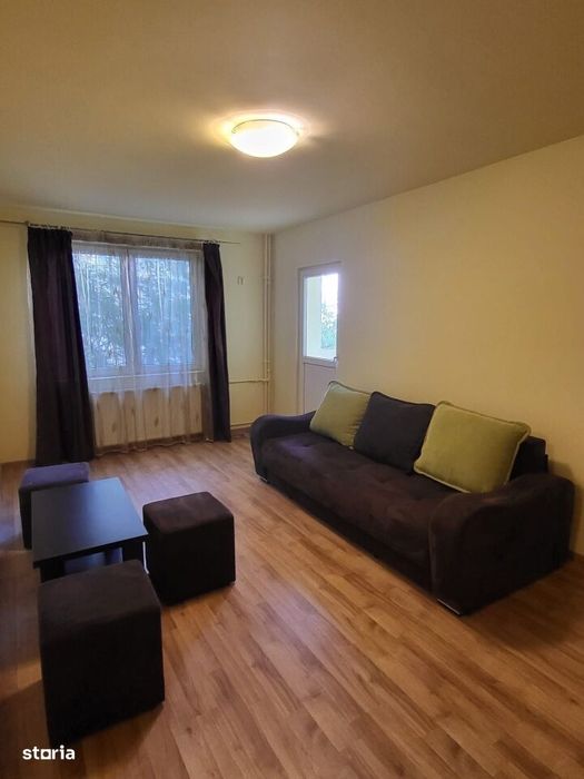 Apartament 4 camere Militari Gorjului etaj 3/8