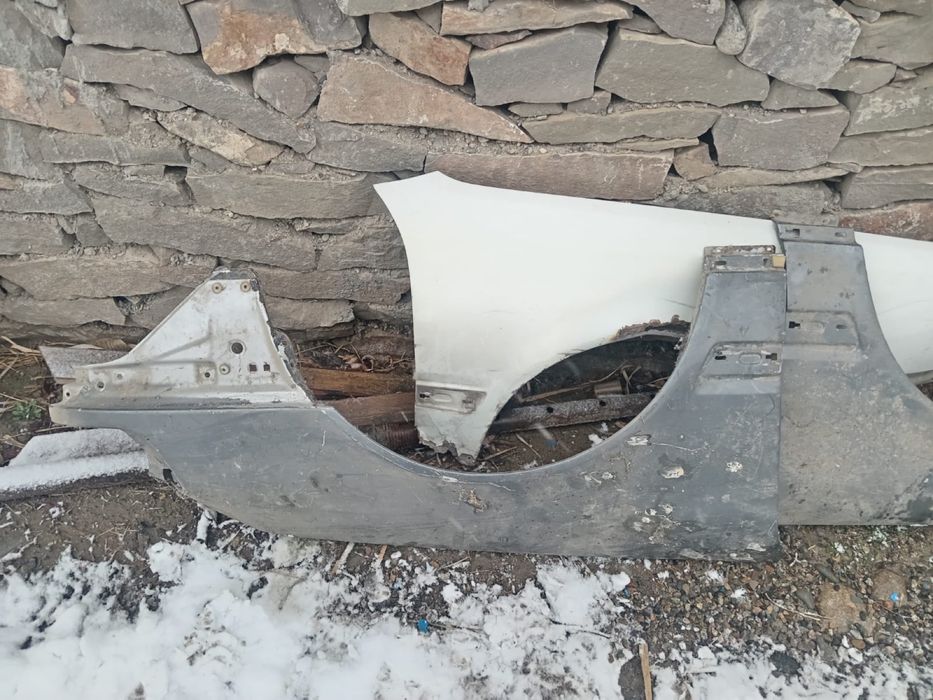 Ауди с4 крыло үшеуі 15 000тг