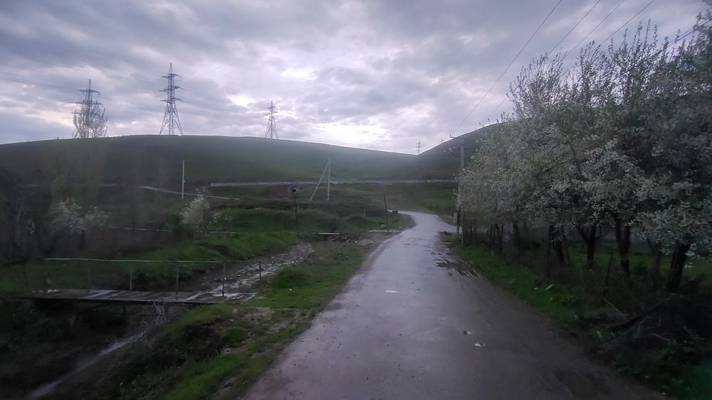 Продается дом  недалеко от Платины