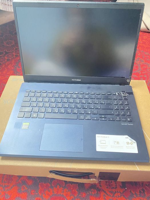 Ноутбук ASUS VivoBook 571 L