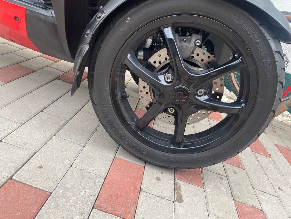 Motocicletă Quadro 350 s ae conduce cu categoria B