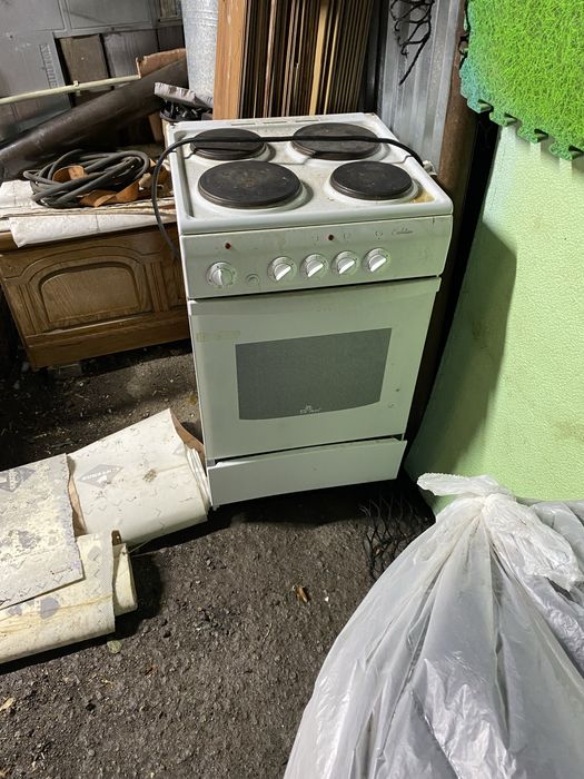 электроплита с духовкой б/у