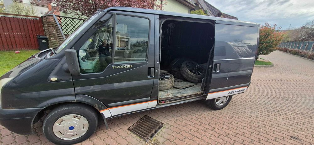 Autoutilitara Ford Transit 2.2 diesel 2012