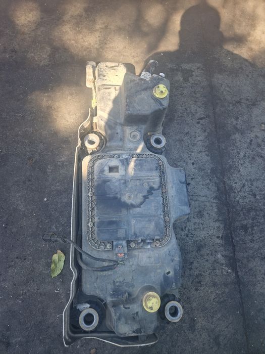 Rezervor citroen jumper 2 codul piesei 12678023