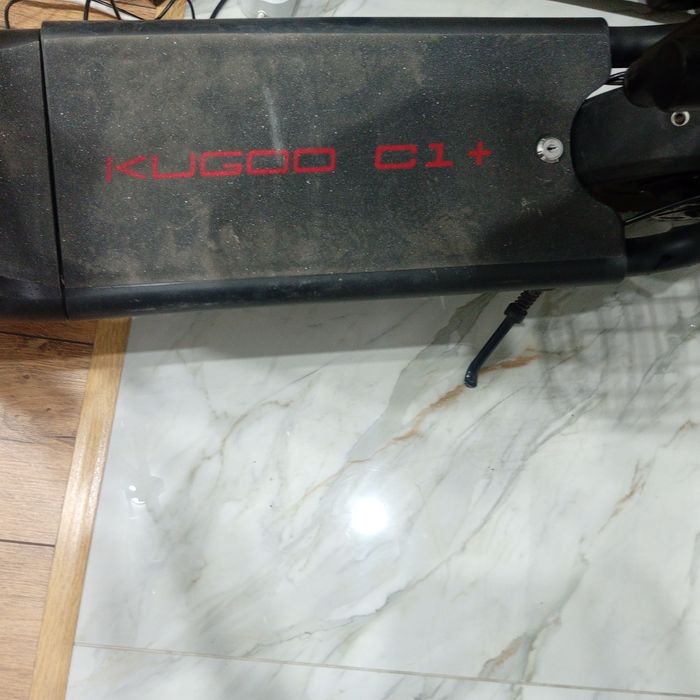 Электро самокат куго c1+