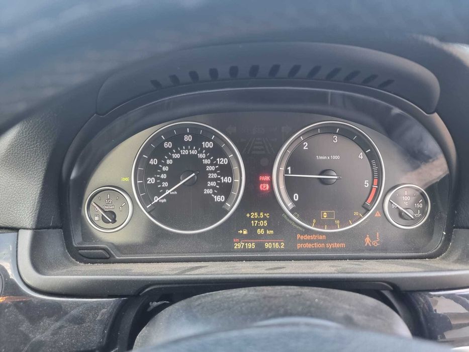 BMW F10 520 d 2011