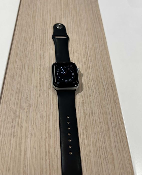Часы Apple Watch 6 (44 мм, Silver, оригинал)
