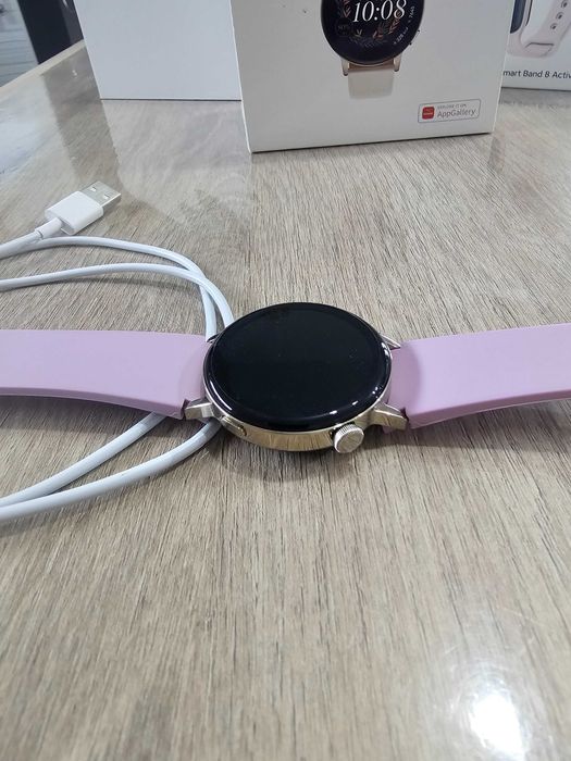 Huawei Watch GT 3 – Gold / White Leather