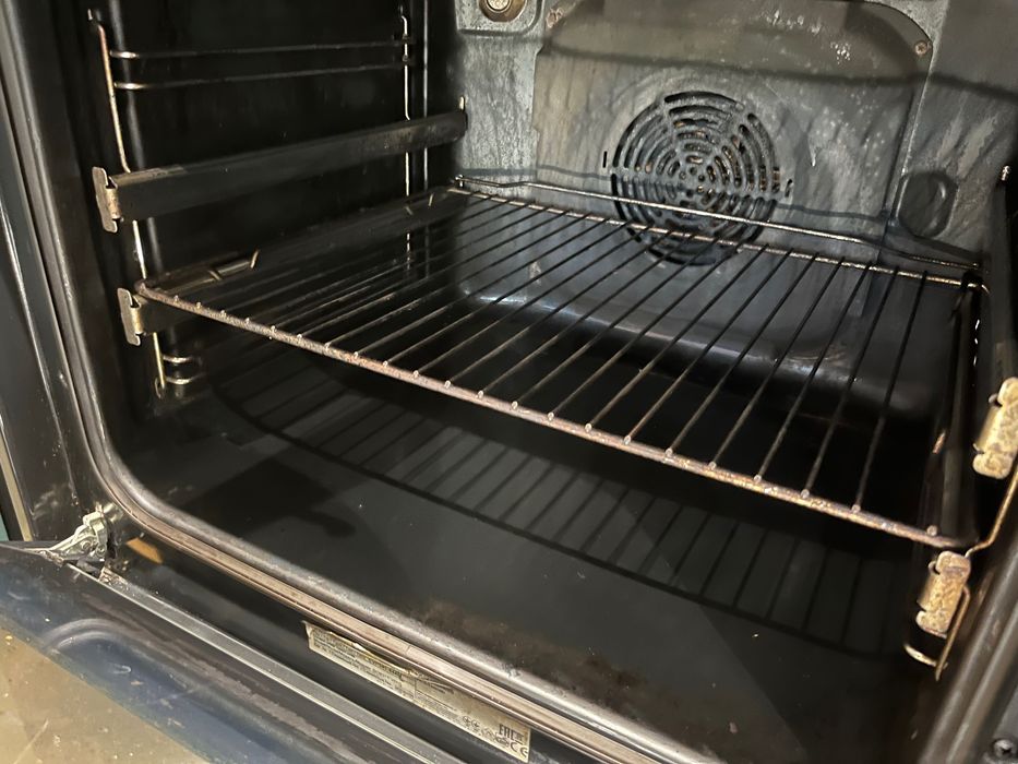 Фурна за вграждане Gorenje + котлони за вграждане