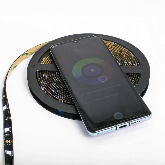 Lotus Lantern LED лента 2, 5 метра, RGB, BlueTooth