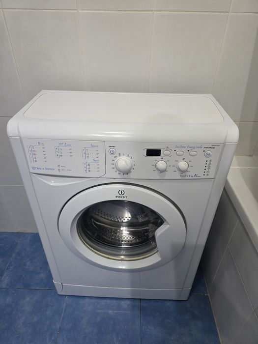 Vand masina de spalat Indesit