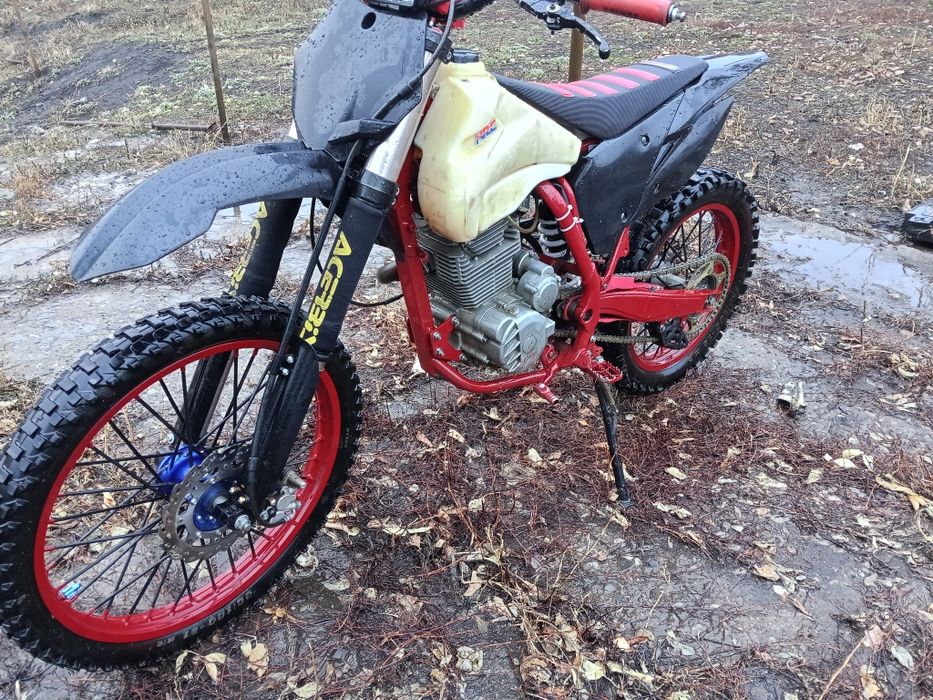 Продам или обменяю эндуро '250