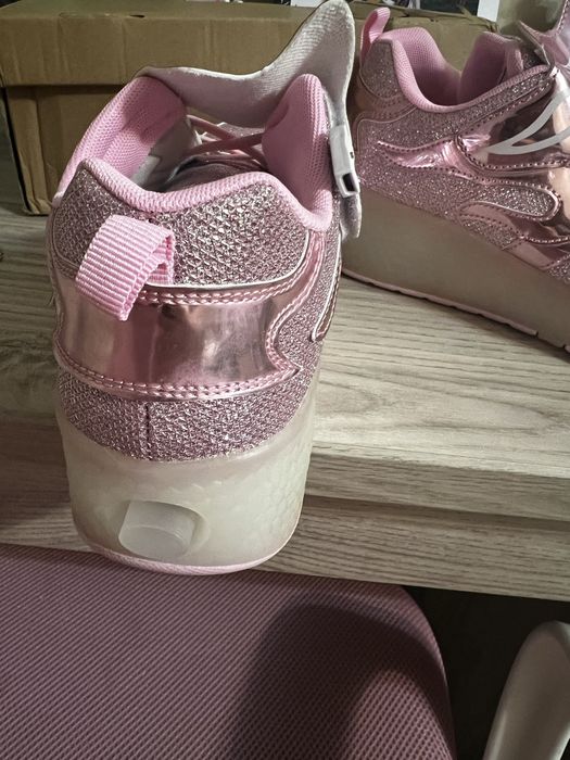 Кроссовки ролики