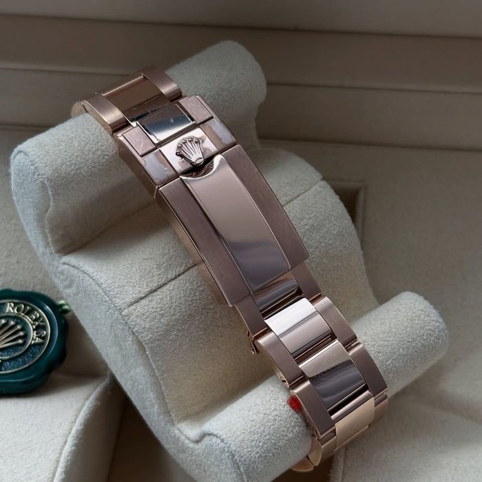 Rolex GMT - Master ll rose gold