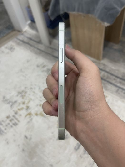 Айфон 12 128гб.