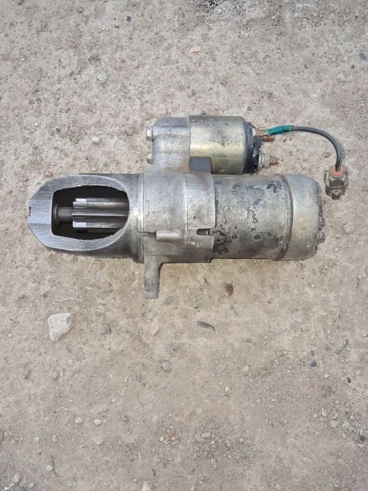 Продам разные запчастей.