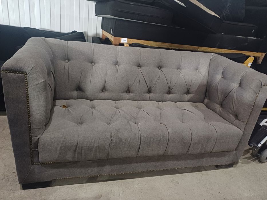 Диваны, кресло, стол, стулья, банкетные столы, летники