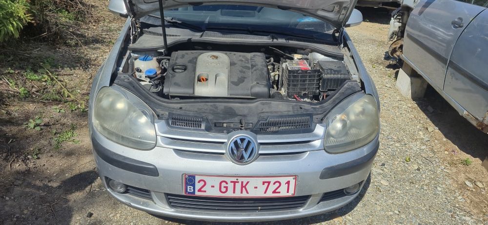 Vw golf 5 1.6fsi