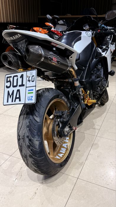 Yamaha R1 Sotiladi holati daxshat
