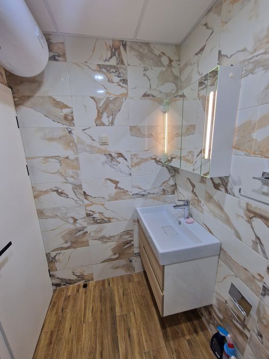 Двустаен от собственик с паркомасто в цената