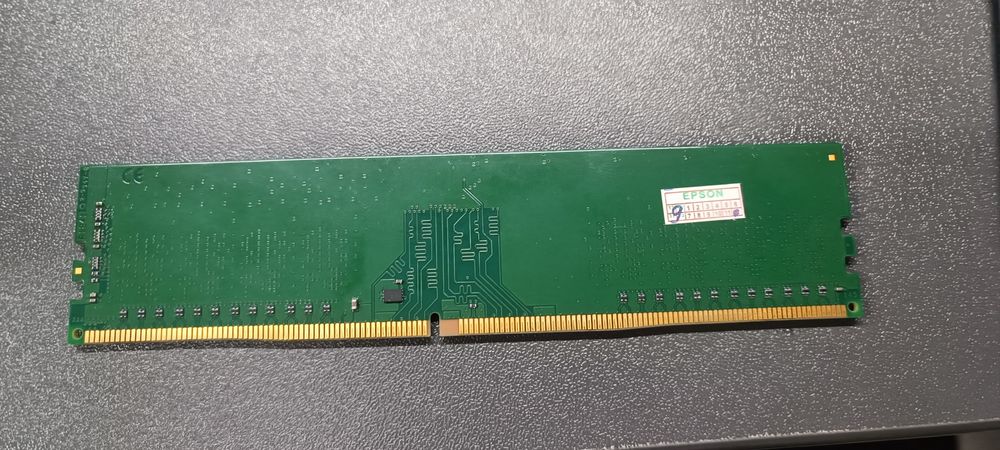 Озу Kingston DDR4 4GB 2400Mhz (KVR24N17S8/4)