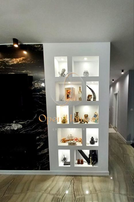 Продава се Тристаен апартамент в Пловдив, Тракия - 130 кв.м за 2808 €/кв.м - Снимка #7