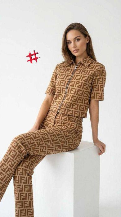 Compleu de dama superb