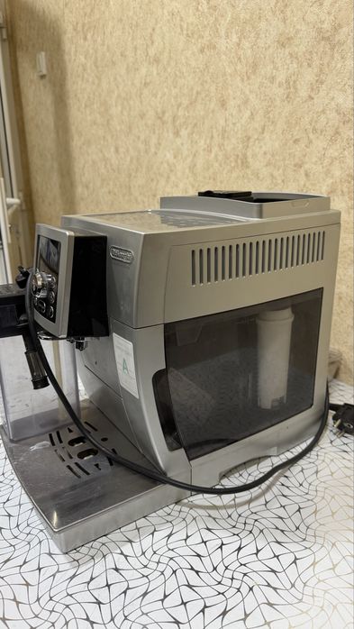 Кофемашина Delonghi ecam 23.460 s