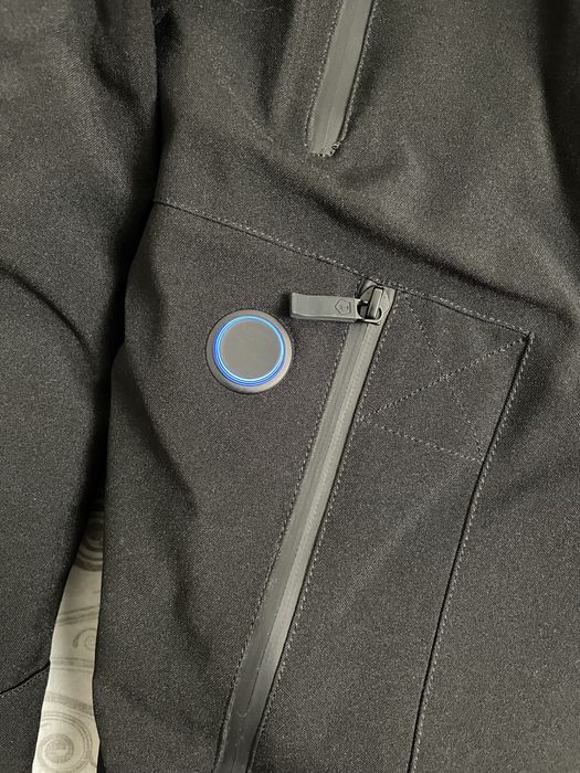 Продам теплую куртку