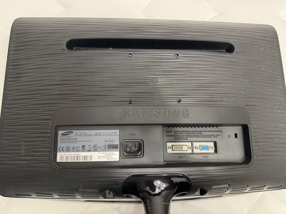 Монитор Samsung B2030