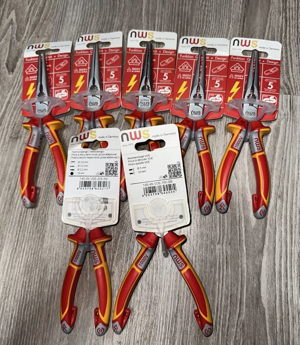 Clesti diverse modele! La super pret