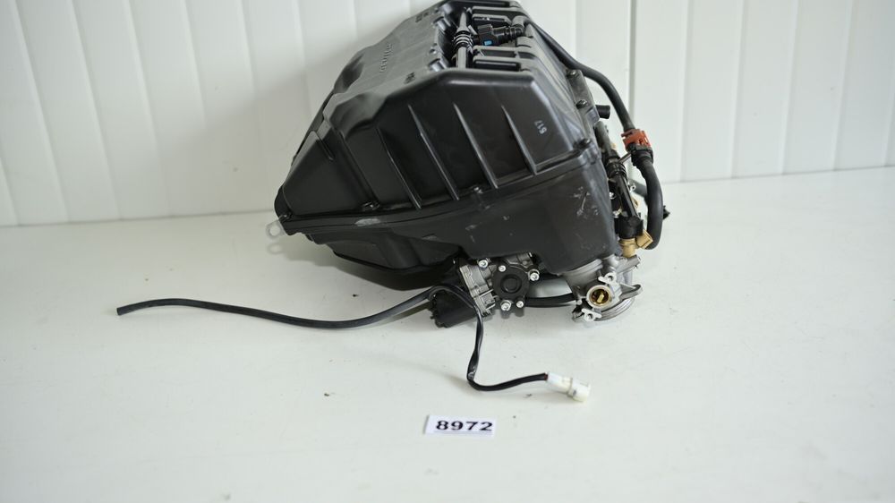 Yamaha YZF R1M 2015 2019 Rampa de injectie cu carcasa filtru de aer