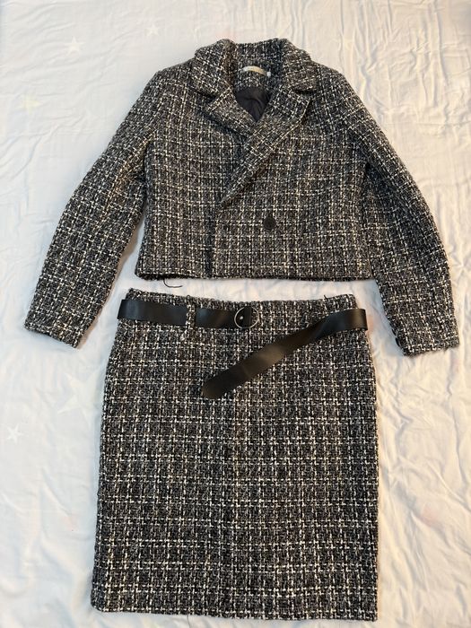 Костюм с юбкой, новый