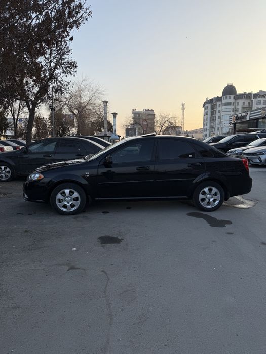 Gentra ideal holatdagisi