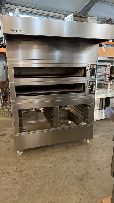 Cuptor vatra Miwe Condo etajat panificație patiserie hota aproape nou