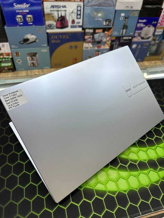 Asus Vivobook core 7