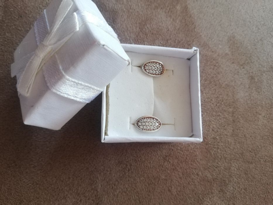 Сребърни обеци с пръстен