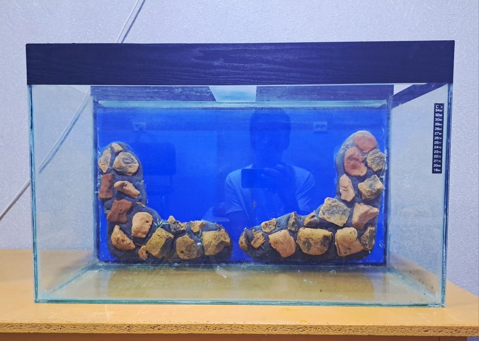 Срочно. Аквариум сотилади продаётся 120 литр