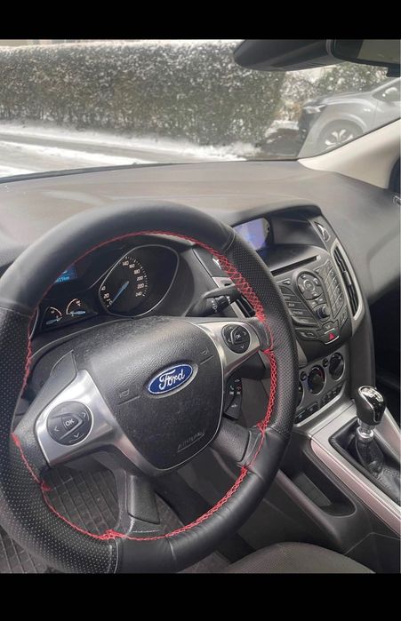 FORD Focus 2012 — imagine 4