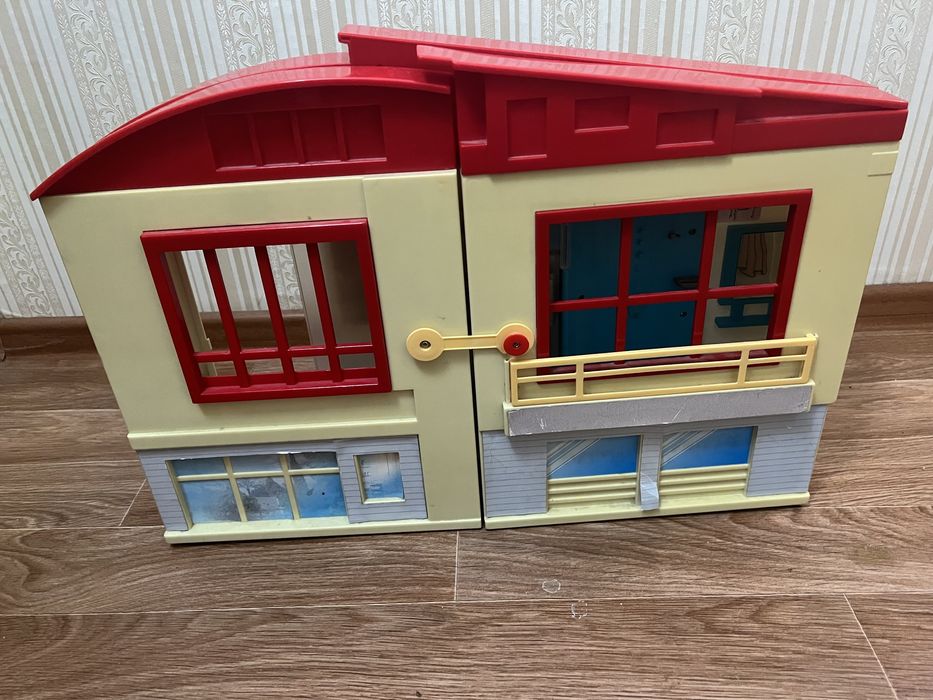 Продам домик для кукол