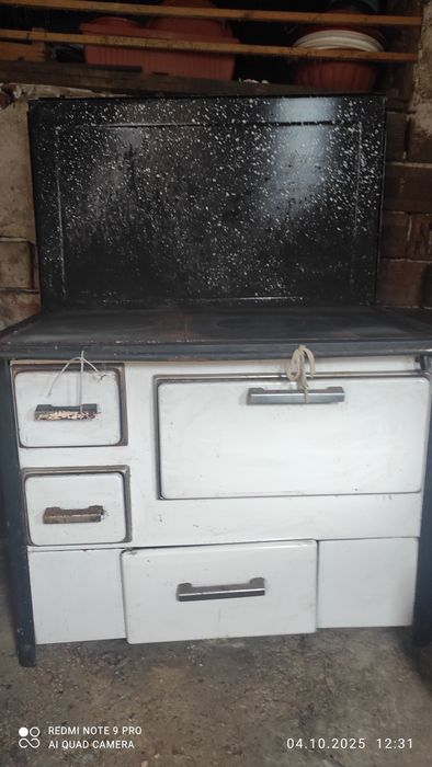 Сръбска готварска печка на дърва